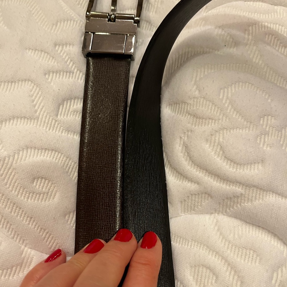 100 % Colombian leather mens belt reversible black and brown size 44